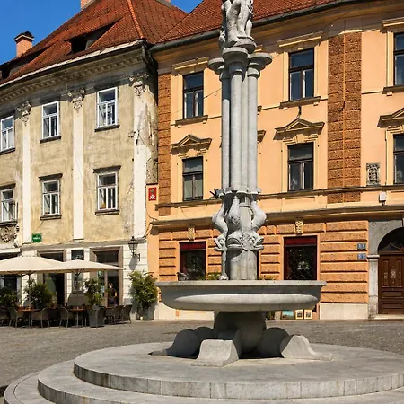Emona Old Town Apartman